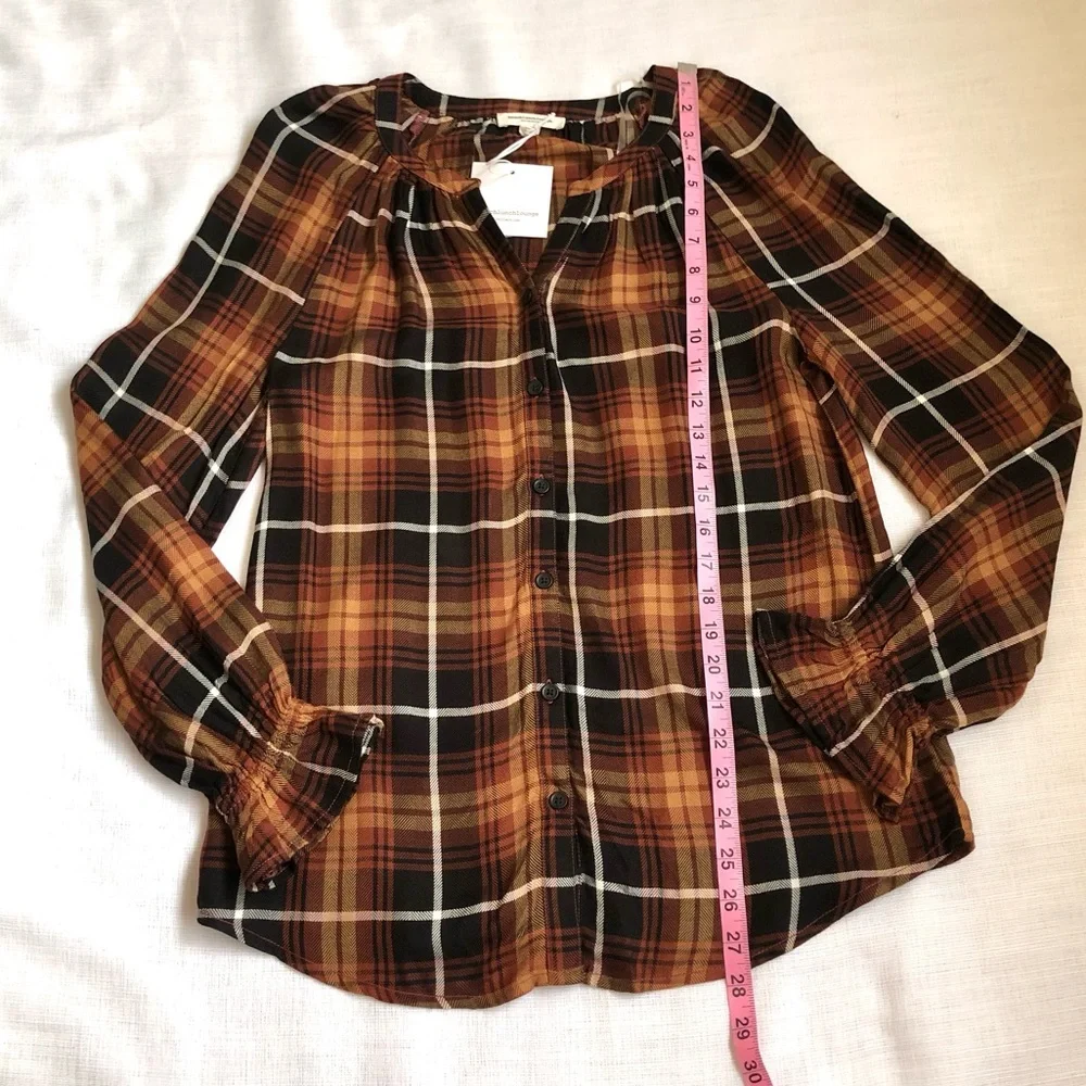 NWT beachlunchlounge Brown / Black Plaid Ruffle Cuff Top Size XS - Picture 7 of 9